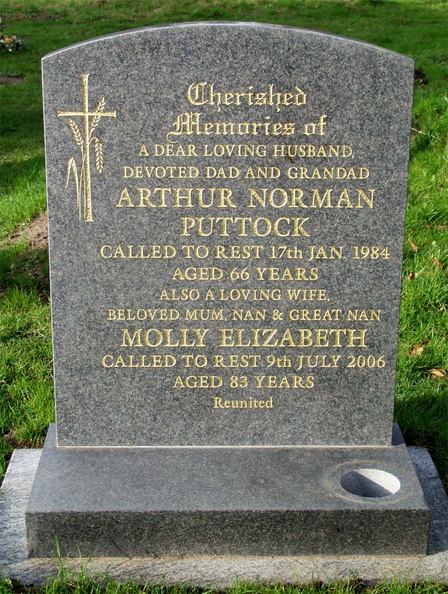 PUTTOCK Arthur Norman died 1984 and Molly Elizabeth die 2006.jpg